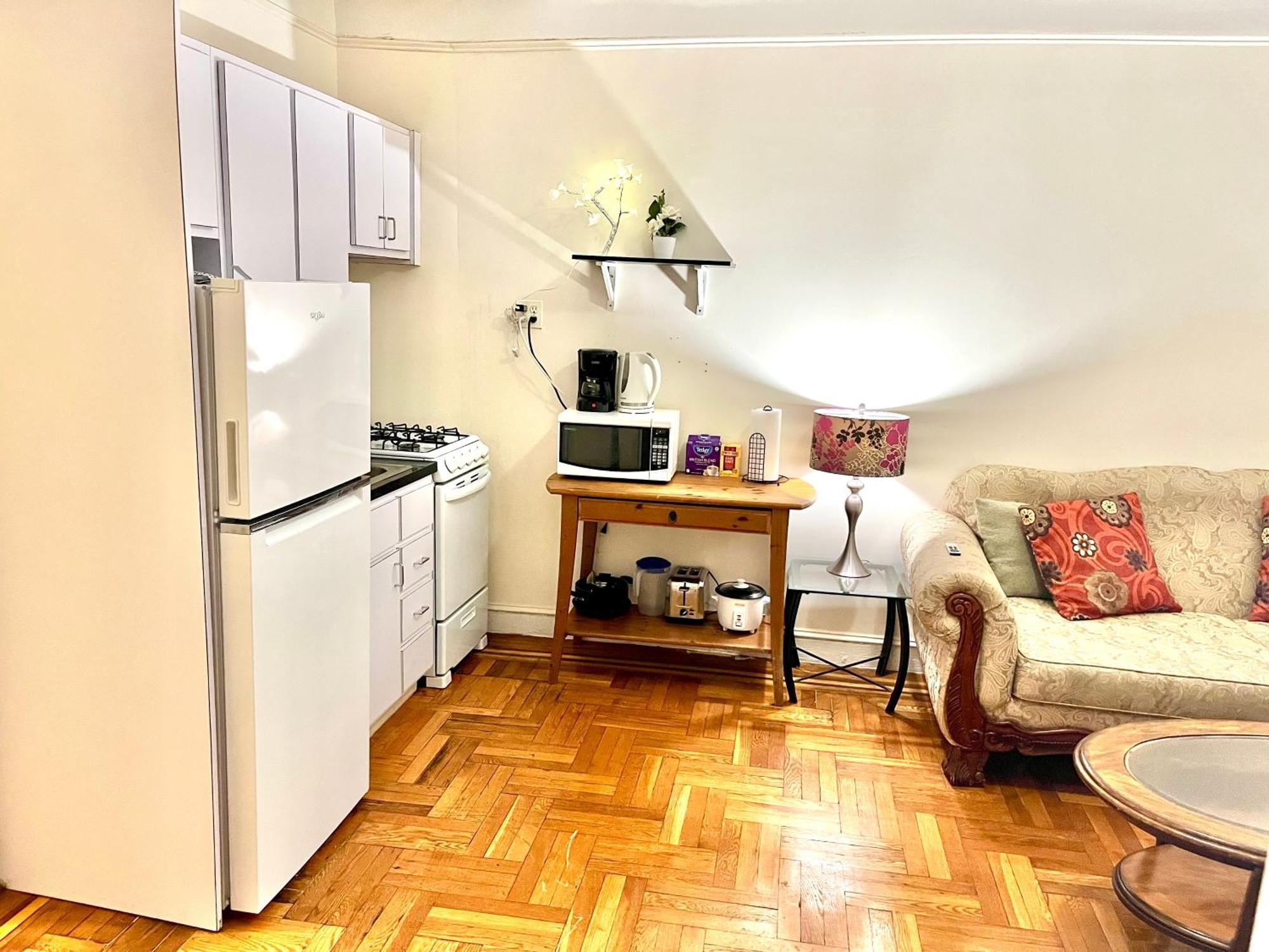 Apartment Monthly In Manhattan