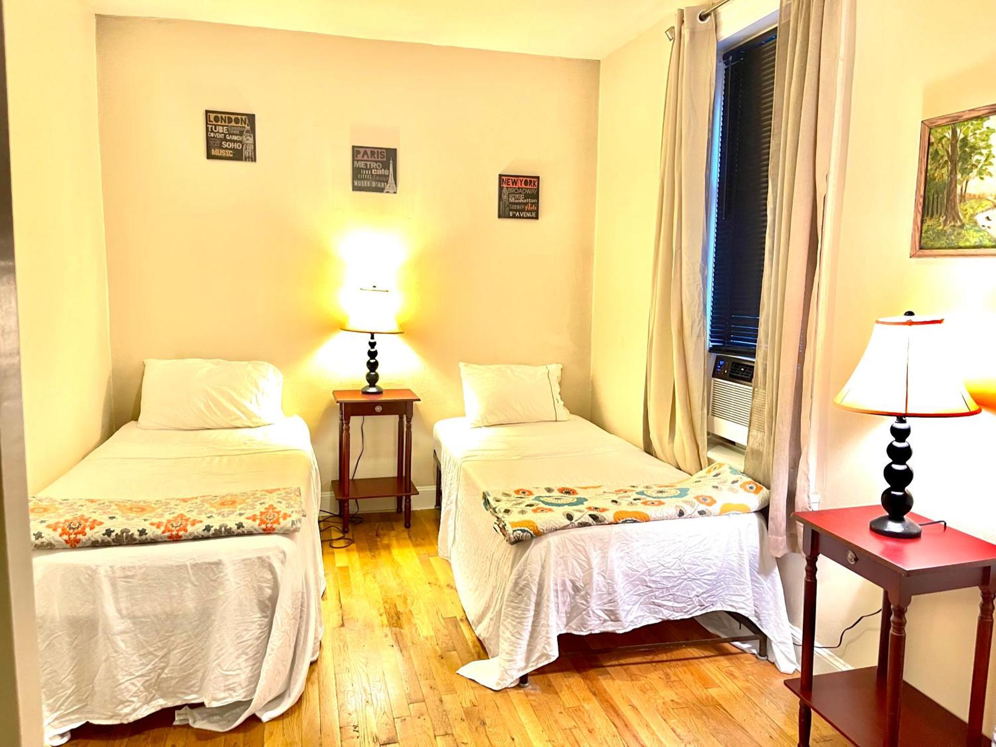 Rooms By Month In Manhattan Apartment *